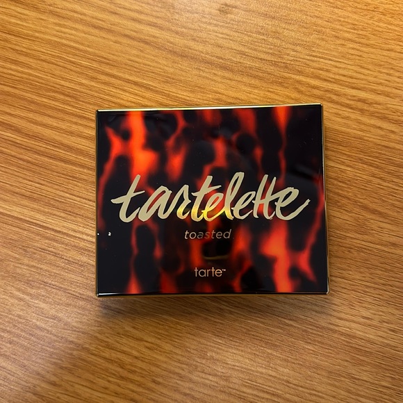 TARTE Tartelette Toasted Eyeshadow Palette - Picture 8 of 10